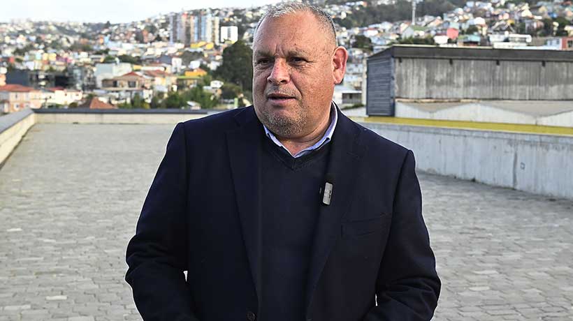 Confirman caso de funcionario del Gore Valparaíso que viajó durante su licencia médica