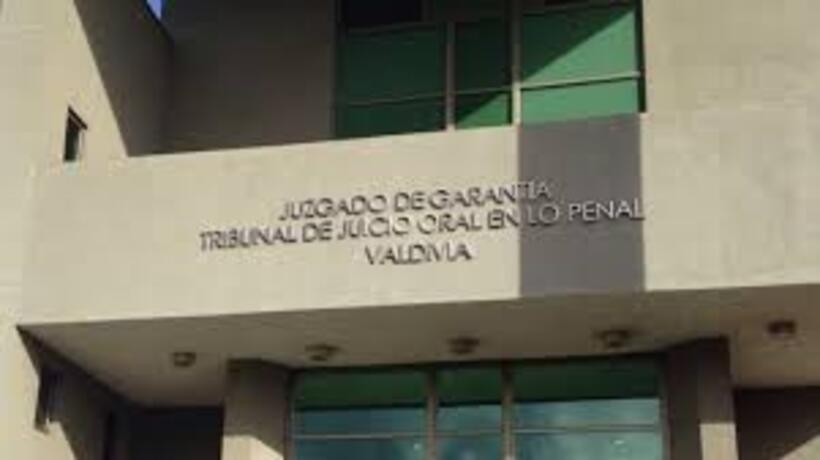 “Tengo una pistola”: Hombre supuestamente armado generó alarma en Juzgado de Garantía de Valdivia