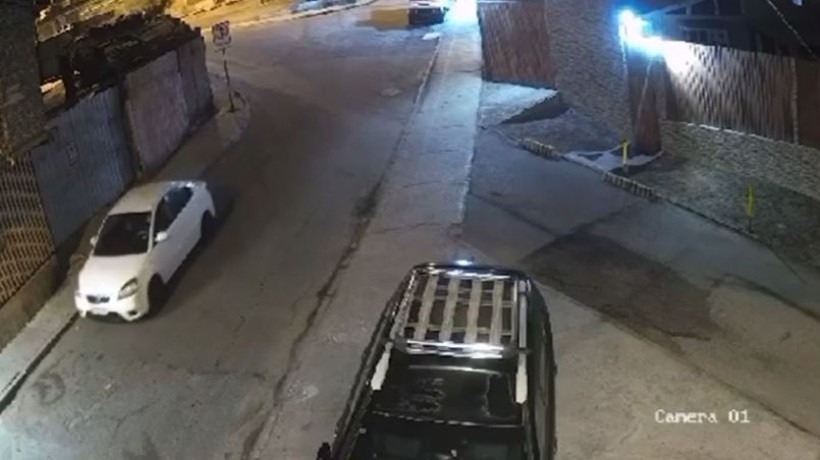 Delincuentes cortan rejas con Napoleón y entran a robar en viviendas de Antofagasta