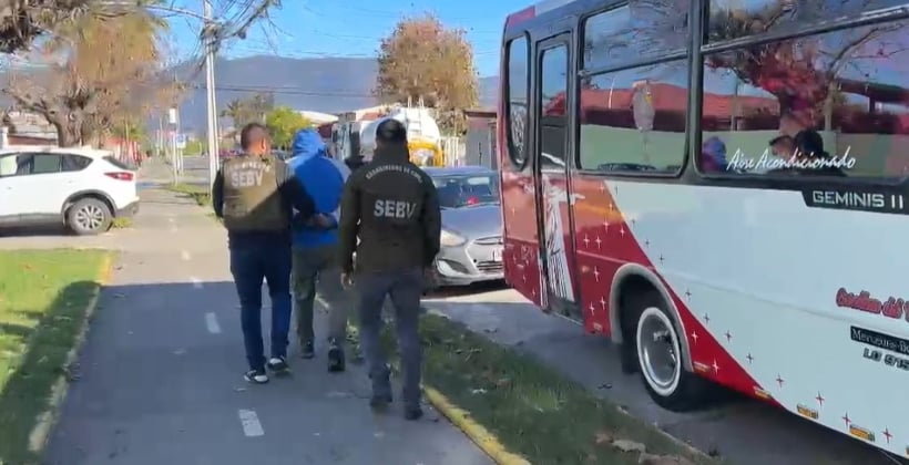 Recuperan dos buses robados en La Calera: uno tenía encargo desde 2023