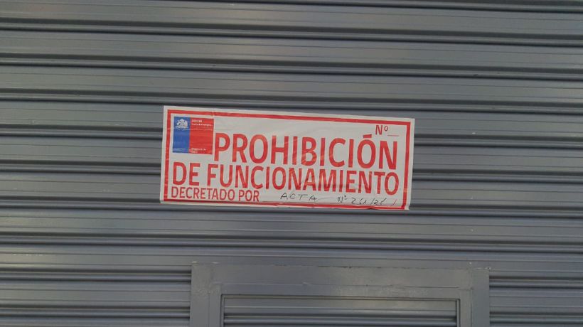 Por hallazgo de fecas de roedor: Clausuran local en el centro de Antofagasta