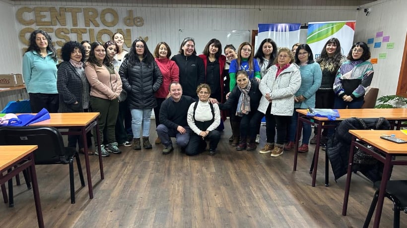 Ancud inicia curso de emprendimiento para mujeres afectadas por megaincendio de febrero