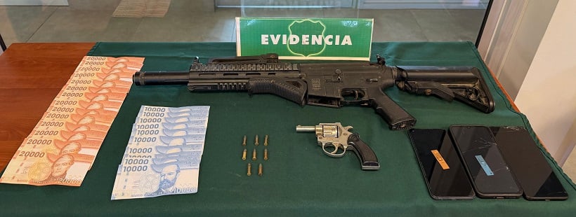 Detienen a sujeto por homicidio frustrado, tenencia de arma y falsificación de dinero en Arica