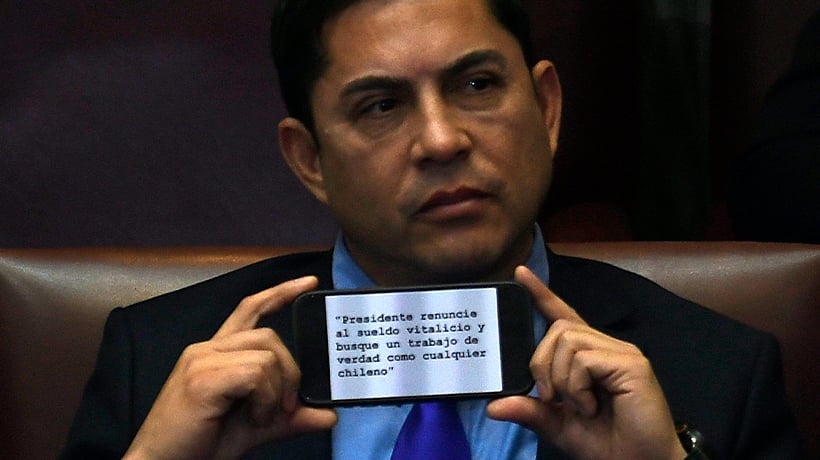 Diputado Durán critica a Boric en plena Cuenta Pública: “Renuncie al sueldo vitalicio”