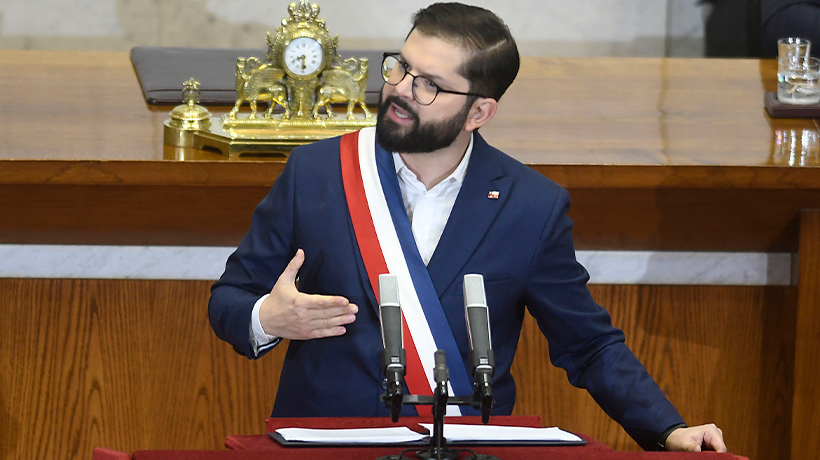 Gobierno triplicará protección de salares con nueva red nacional y creará Instituto del Litio