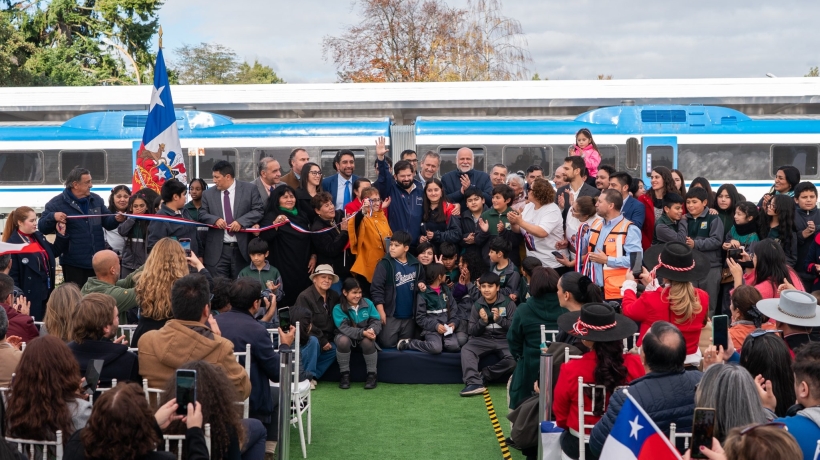 Presidente Boric destacó en su cuenta pública la llegada del tren a Puerto Montt