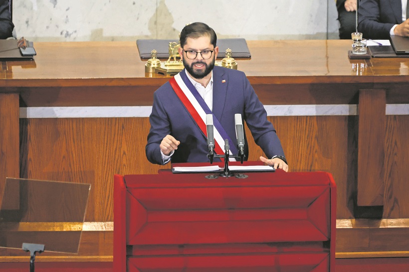 Presidente Boric anuncia inició de sesiones de Comisión Arica 100