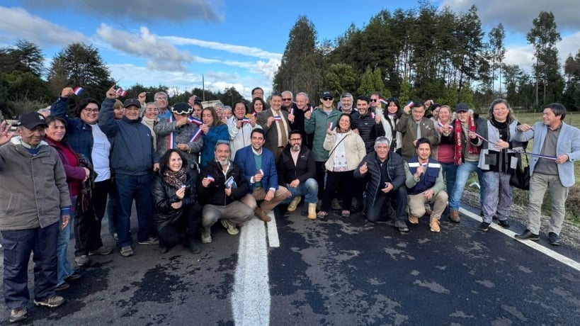Inauguraron pavimento en ruta entre los sectores La Isla y Polizones de Fresia