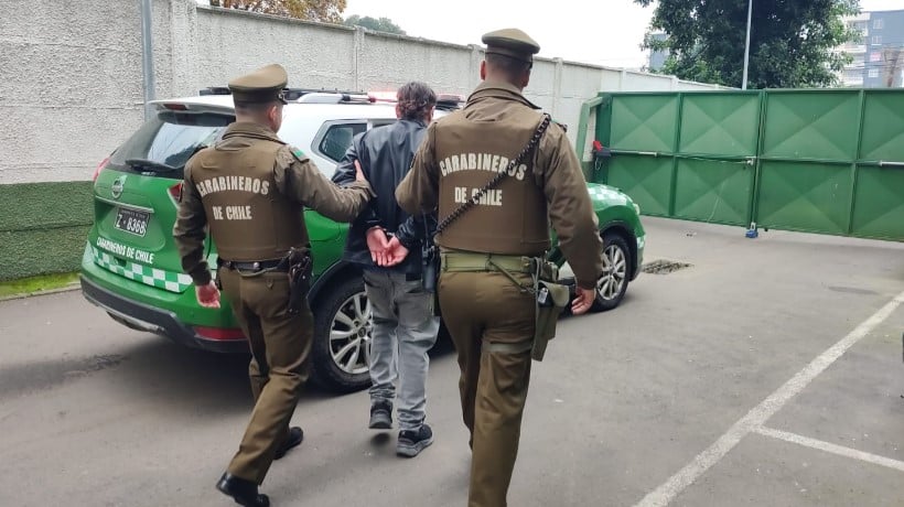 Detienen a sujeto por amenazas y agresiones en la municipalidad de Bulnes