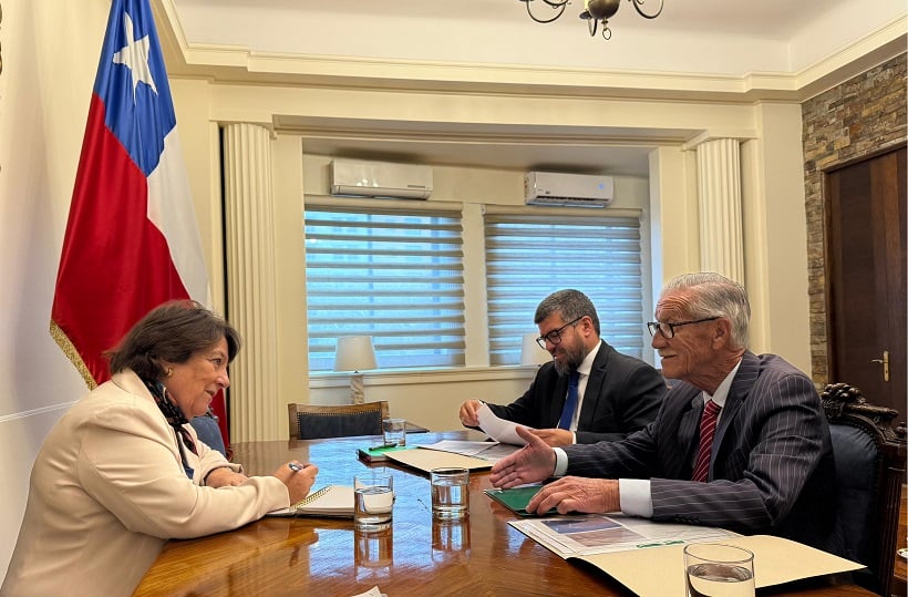 Diputado y alcalde piden cese de ejercicios militares en playas Las Tórtolas y Cifuncho en Taltal