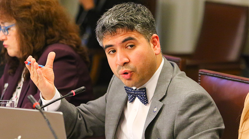 Diputado Lagormasino emplazó a la ministra Javiera Toro por cifras sobre la reconstrucción