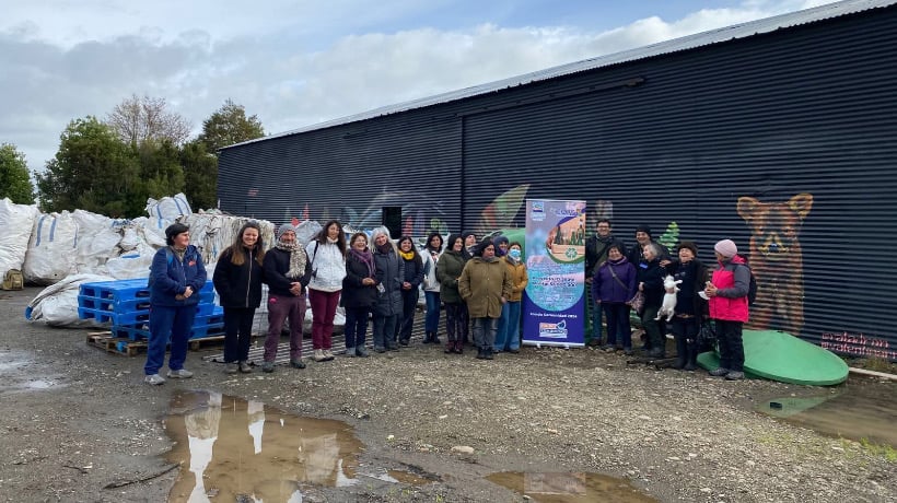 Unión Comunal de Juntas de Vecinos de Chonchi realiza visita al centro de reciclaje Nova Terra en Dalcahue
