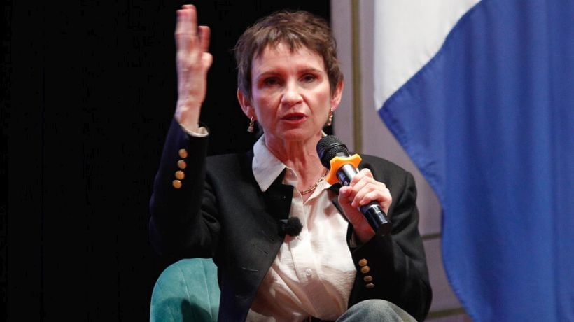 Tohá: "Lo de los viajes es anecdótico, lo importante es la licencia falsa"
