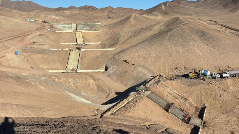 55% de avance registran obras de control aluvional en quebrada Caliche de Antofagasta