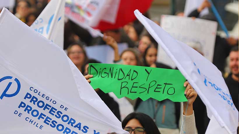 Colegio de Profesores se lanza contra Contraloría: “Es muy anti educación pública”