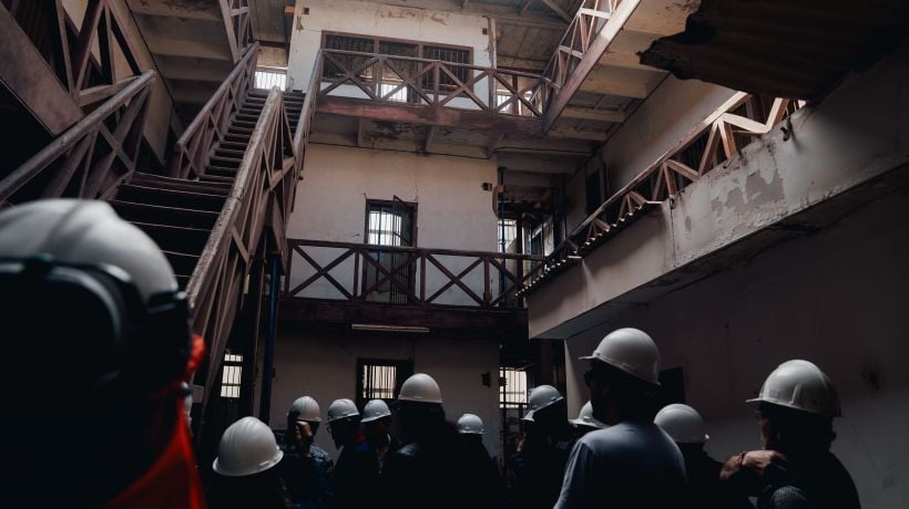 Equipo de arquitectos inicia etapa de diseño de restauración de la Ex Cárcel de Pisagua