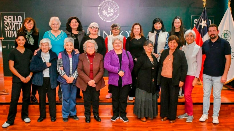Adultos mayores de la región de Tarapacá desarrollan bienestar psicoemocional a través del canto