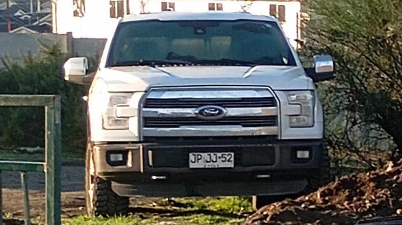 En Puerto Montt robaron camioneta y herramientas para realizar grabados de patentes