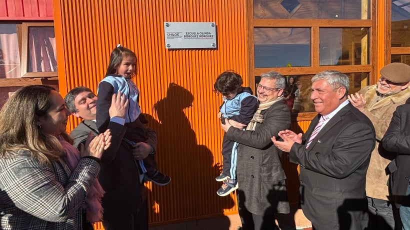Inauguran obras de conservación en la Escuela Olinda Bórquez Bórquez de Puyan en Castro