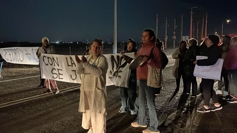 Vecinos de Mejillones marchan por reiterados cortes de luz