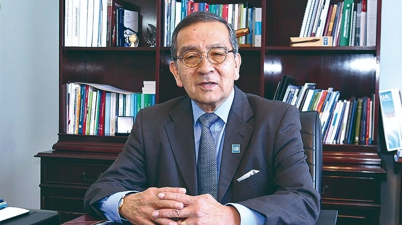 Rector de la UA anuncia recorte del 38% en asignaciones de altos cargos por crisis financiera