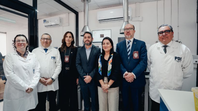 Laboratorio de Criminalística de la PDI en Tarapacá recibió dos nuevos equipos para análisis científico