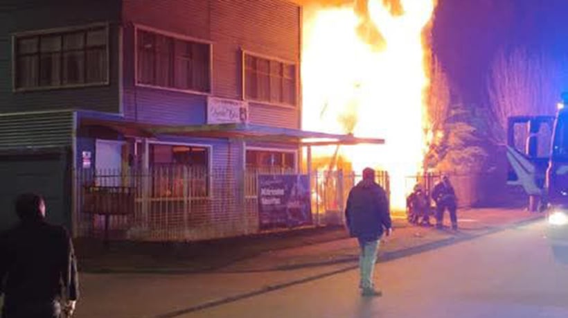 Osorno: incendio deja cinco damnificados y tres heridos en Rahue Alto