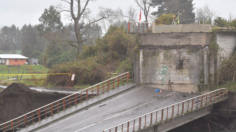 Absuelven a los 3 acusados por la caída del puente Cancura en 2018