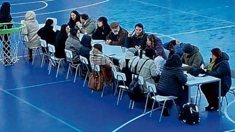 Profesores del Bicentenario José Miguel Carrera piden la suspención del director