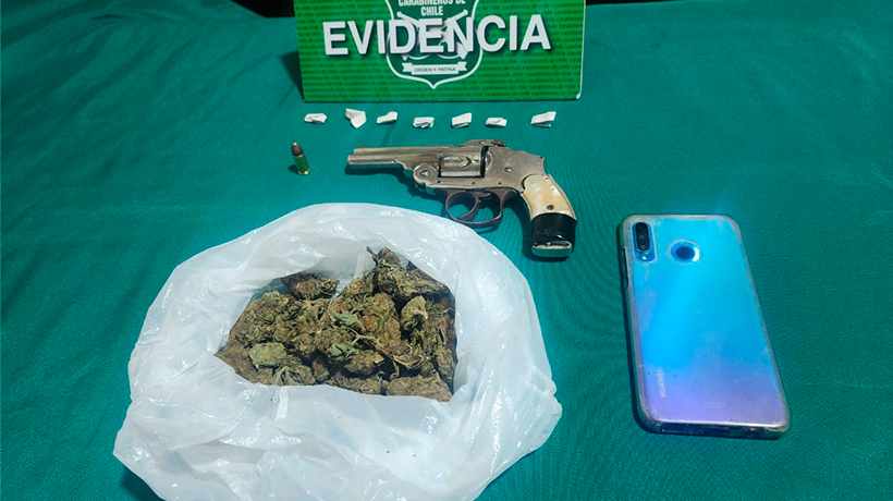 Dos detenidos por posesión de arma de fuego y droga en el centro de Viña del Mar