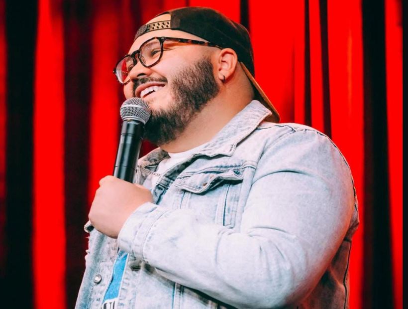 Humorista Esteban Düch trae este viernes al Dreams Iquique una rutina llena de "Punch"