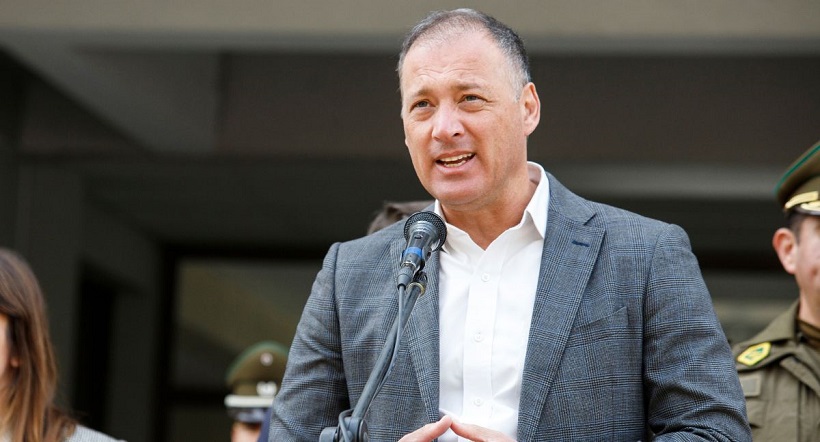En duda continuidad de diputado José Miguel Castro en la presidencia de Cámara Baja por viajes a EE.UU.