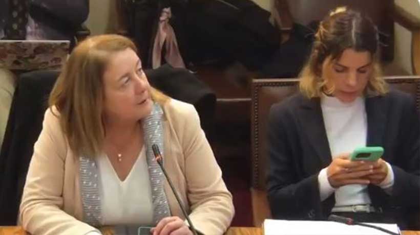 “Es mi herramienta de trabajo”: la explicación de Maite Orsini por usar su teléfono en plena comisión