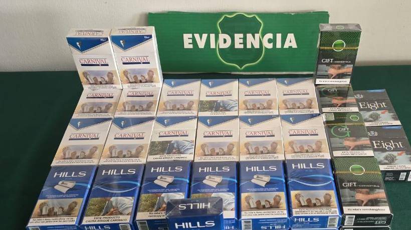 Detienen en San Antonio a sujeto por contrabando de cigarrillos