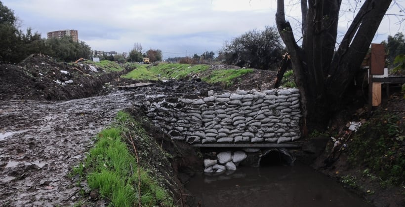 Municipalidad de Catemu suspende clases por lluvias intensas y rodados en caminos rurales