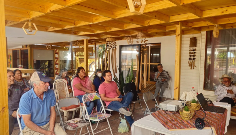 Agricultores de Pica se capacitan en comercialización para fortalecer la agroecología sostenible