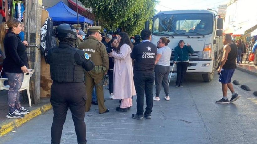 Tenso operativo contra comercio informal en sector centro de Copiapó: incautan productos a vendedores