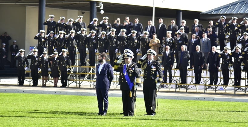“Asumo con orgullo este mando”: Almirante Fernando Cabrera liderará la Armada por los próximos cuatro años
