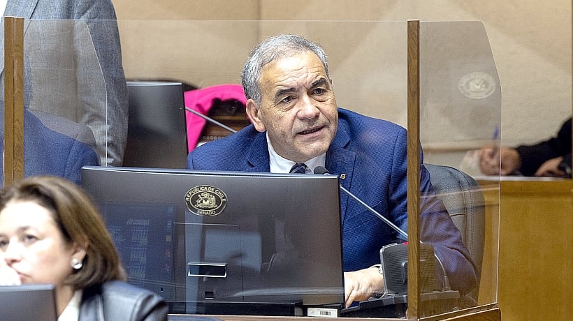 Senador Espinoza rechazó idea de Frei de “matar la Ley Lafkenche”