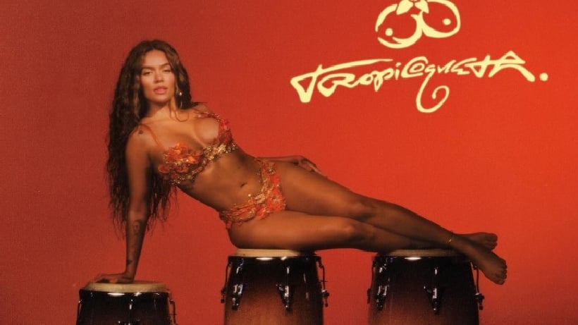 Karol G lanza "Tropicoqueta", un homenaje a lo latino que va del merengue a la ranchera