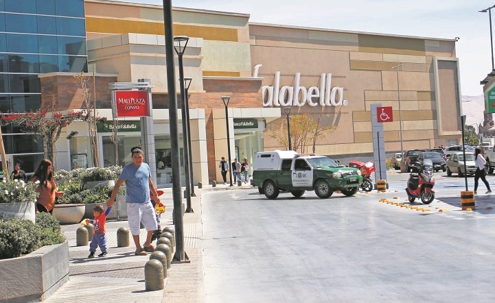 Detenido por grabar imágenes en los baños del mall en Copiapó