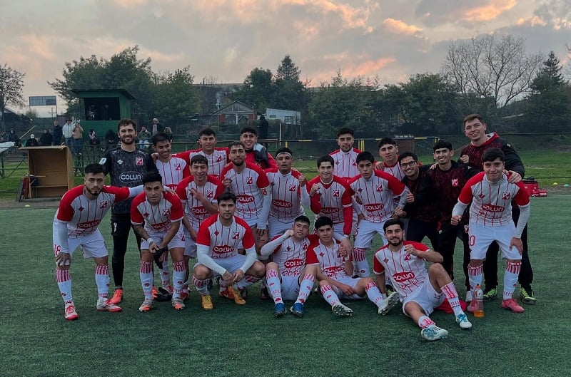 Volvieron los abrazos a Deportes Valdivia: derrotó por 2-0 a Nacimiento