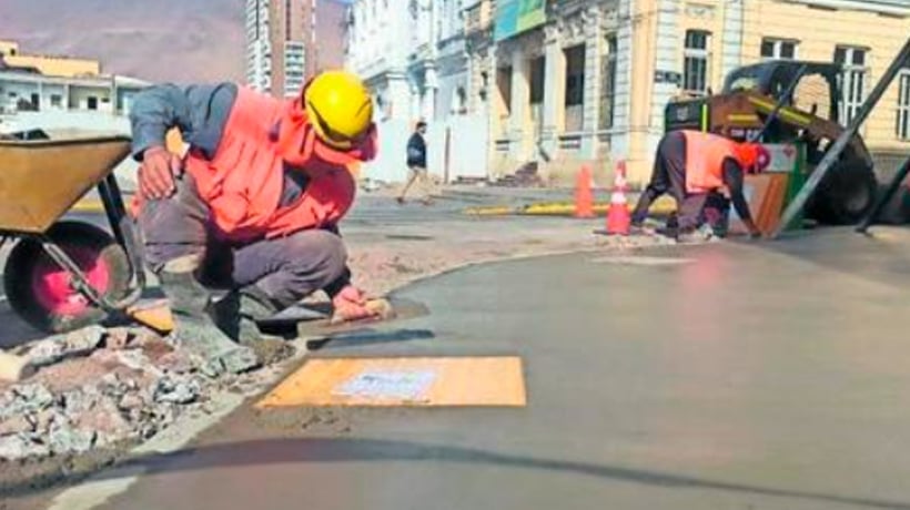 Minvu busca el financiamiento del Gore para renovar veredas en Iquique