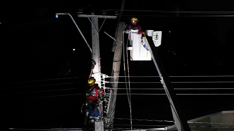 Cerca de 30 mil usuarios sufrieron cortes de luz durante paso de sistema frontal en La Araucanía