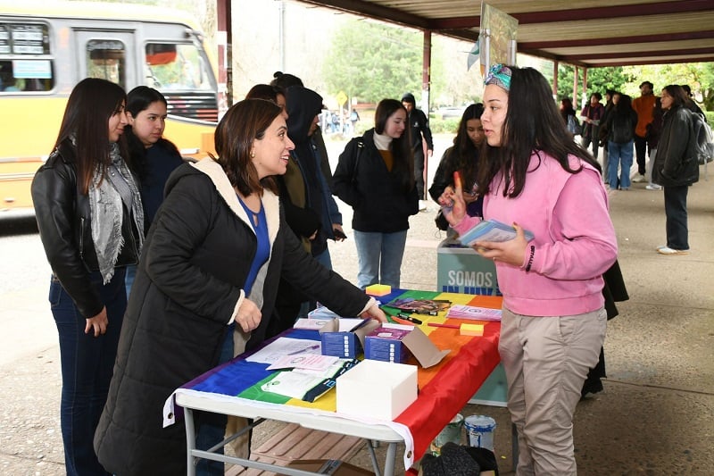 En la UACh realizaron actividad de concientización “Ocupa con Orgullo”