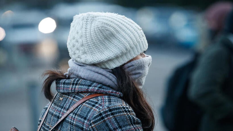 A preparar los guantes y bufandas: inicio de semana tendrá temperaturas heladas en La Araucanía