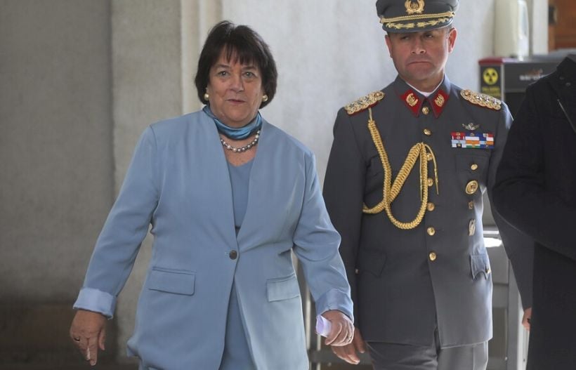 Tras detención de funcionarios por narcotráfico: Ministra de Defensa dijo que se podría rotar al personal en el norte