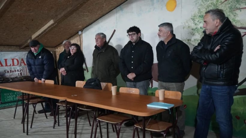 Anuncian pavimentación del camino en Llicaldad