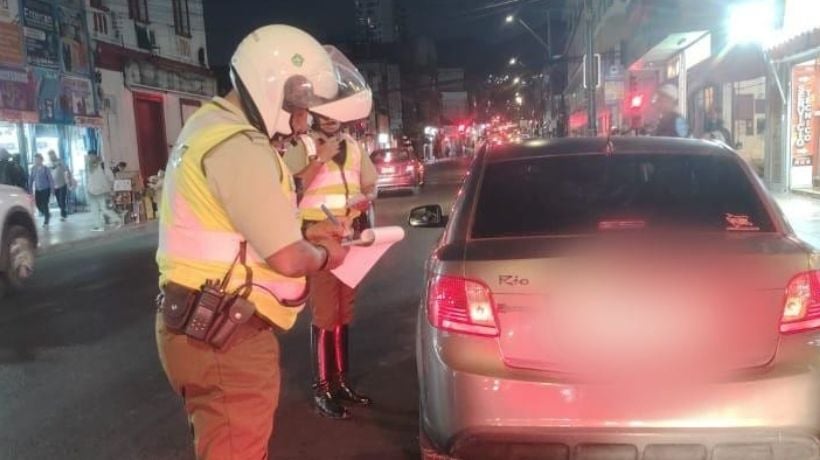 2.445 vehículos mal estacionados han sido multados en el centro de Antofagasta en lo que va del año