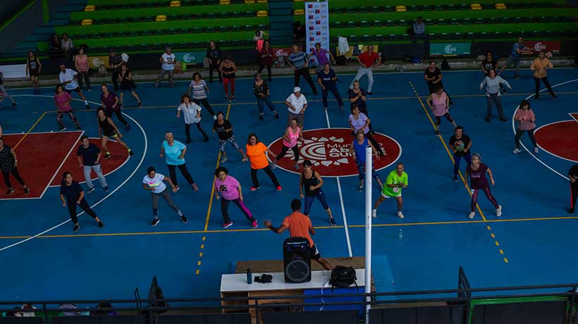 Fiesta Fitness White espera convocar este viernes a más de 500 personas en Quilpué
